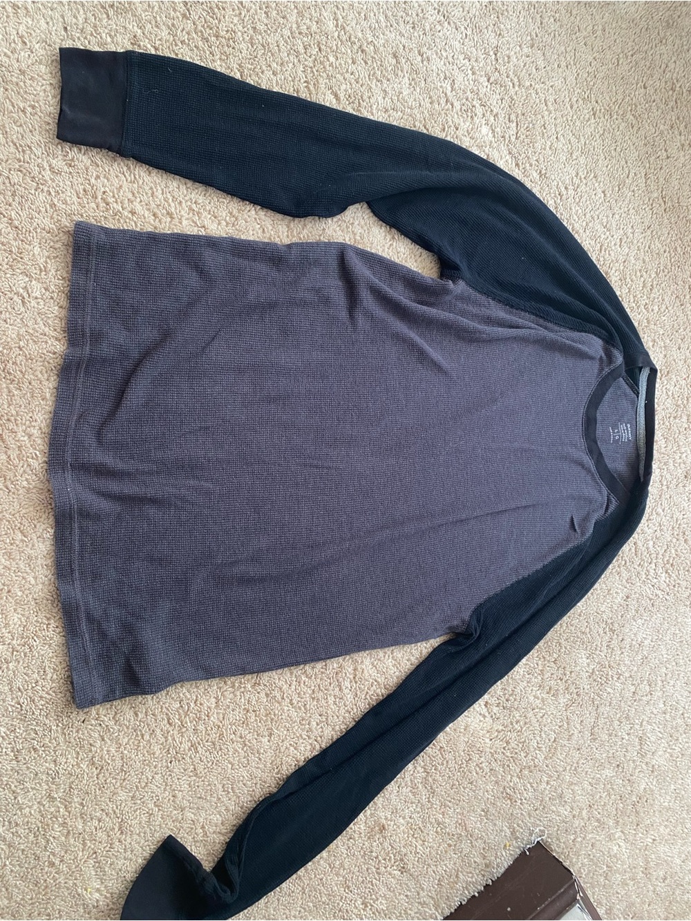 Old Navy Two-Tone Long Sleeve Waffle Knit Tee - Gray & Black